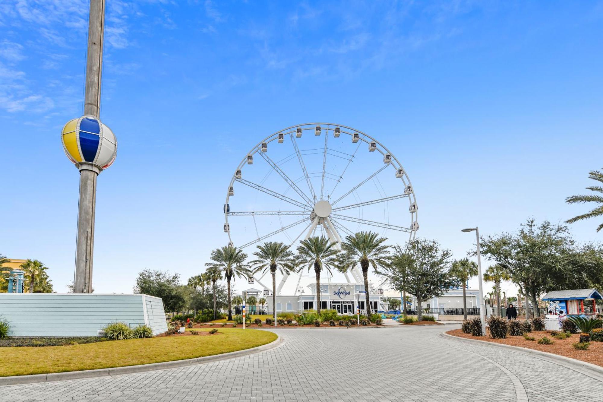 Gone Coastal - Tidewater Beach Resort #2410 By Book That Condo Panama City Beach Esterno foto
