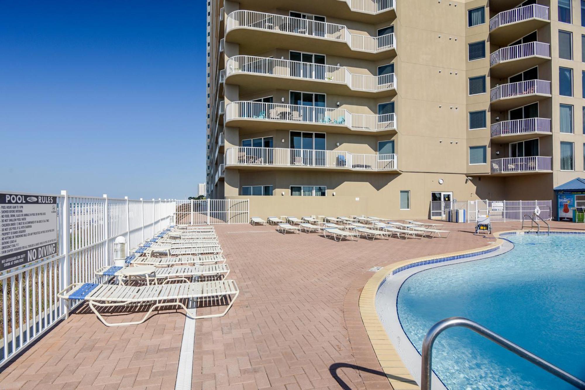 Gone Coastal - Tidewater Beach Resort #2410 By Book That Condo Panama City Beach Esterno foto